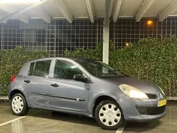 Blauw Gebruikt 2007 Renault Clio II Business Hatchback | € 1.950 (Eerlijke prijs)