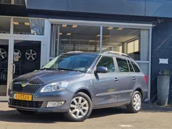 Grijs, metallic lak Gebruikt 2012 Skoda Fabia Style Stationwagen | € 7.995 (Duur)
