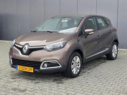 Bruin Gebruikt 2014 Renault Captur Expression SUV | € 6.900 (Eerlijke prijs)