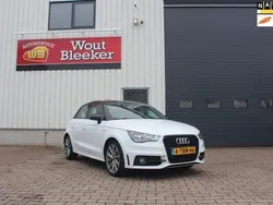 Wit Gebruikt 2014 Audi A1 Sportback Admired Hatchback | € 13.250 (Eerlijke prijs)