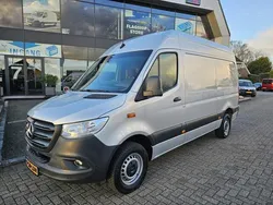 Grijs Gebruikt 2021 Mercedes Sprinter Van | € 33.950 (Eerlijke prijs)