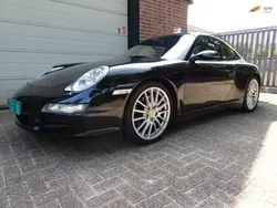 Zwart, metallic lak Gebruikt 2006 Porsche 911 Carrera 4S Coupé | € 46.950 (Goede deal)