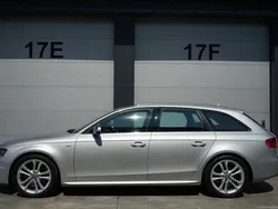 Zilver Gebruikt 2009 Audi A4 Stationwagen | € 25.900