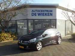 Zwart, metallic lak Gebruikt 2016 Renault Clio IV LIMITED Hatchback | € 6.945 (Goede deal)