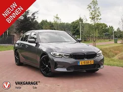 Grijs Gebruikt 2021 BMW 320 Basis Sedan | € 26.995 (Super prijs)