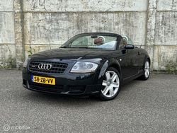Zwart Gebruikt 2004 Audi TT Roadster Cabriolet | € 14.950
