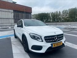 Wit Gebruikt 2019 Mercedes GLA200 Premium Plus SUV | € 23.999 (Eerlijke prijs)