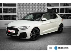 Grijs Gebruikt 2024 Audi A1 Sportback S-Line Hatchback | € 33.900 (Duur)