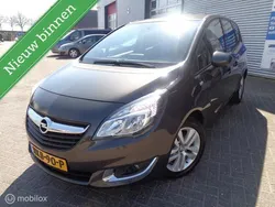 Grijs, metallic lak Gebruikt 2015 Opel Meriva Edition MPV | € 8.250 (Eerlijke prijs)