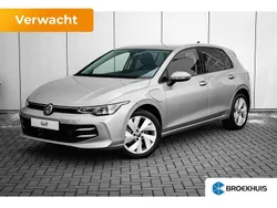 Grijs Nieuw 2025 VW Golf VIII Edition Hatchback | € 40.832 (Goede deal)