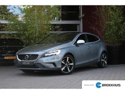 Grijs Gebruikt 2020 Volvo V40 Stationwagen | € 21.900 (Eerlijke prijs)