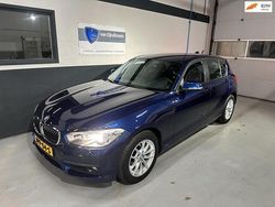 Blauw (metallic) Gebruikt 2017 BMW 120 Hatchback | € 16.950 (Eerlijke prijs)