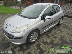 Grijs Gebruikt 2007 Peugeot 207 | € 2.450