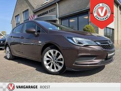 Bruin Gebruikt 2016 Opel Astra Edition Hatchback | € 9.900 (Eerlijke prijs)