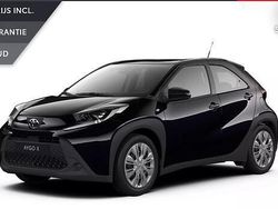 Zwart Nieuw 2025 Toyota Aygo Play Hatchback | € 20.845 (Eerlijke prijs)