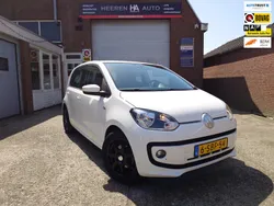 Wit Gebruikt 2013 VW up! high up! Hatchback | € 8.000 (Goede deal)