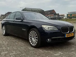 Blauw Gebruikt 2009 BMW 750 Sedan | € 12.000