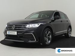 Zwart Gebruikt 2022 VW Tiguan Business+ SUV | € 36.395 (Eerlijke prijs)