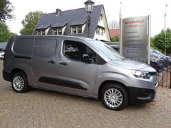 Grijs (metallic) Gebruikt 2022 Toyota Proace City City Van | € 16.450