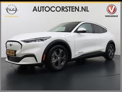 Wit Gebruikt 2022 Ford Mustang Mach-E Active SUV | € 27.795 (Eerlijke prijs)