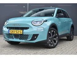 Blauw Gebruikt 2024 Fiat 600 La Prima SUV | € 29.900 (Eerlijke prijs)