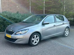 Grijs, metallic lak Gebruikt 2015 Peugeot 308 Active Hatchback | € 5.950 (Goede deal)