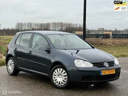 Grijs Gebruikt 2007 VW Golf V Hatchback | € 2.750 (Eerlijke prijs)