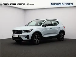 Blauw Gebruikt 2024 Volvo XC40 Plus SUV | € 42.950 (Eerlijke prijs)