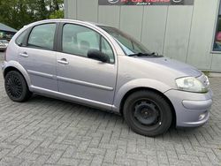 Grijs Gebruikt 2002 Citroën C3 Exclusive Hatchback | € 495 (Eerlijke prijs)
