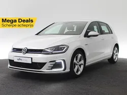 Wit Gebruikt 2020 VW Golf VIII GTE Hatchback | € 21.400 (Super prijs)