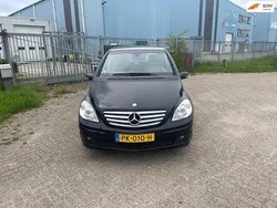 Zwart Gebruikt 2008 Mercedes B180 MPV | € 1.999 (Super prijs)