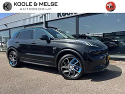 Zwart, metallic lak Gebruikt 2022 Lynk & Co 01 SUV | € 25.750 (Eerlijke prijs)