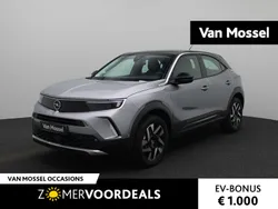 Grijs Gebruikt 2023 Opel Mokka-e Elegance SUV | € 21.900 (Eerlijke prijs)