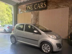 Grijs Gebruikt 2012 Peugeot 107 Active Hatchback | € 6.600 (Eerlijke prijs)
