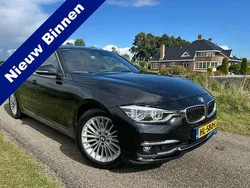 Zwart Gebruikt 2015 BMW 330 Luxury Line Sedan | € 10.950 (Eerlijke prijs)