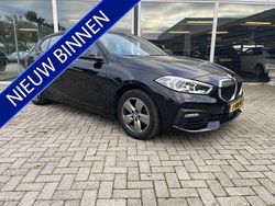 Zwart Gebruikt 2020 BMW 118 Executive Hatchback | € 17.950 (Eerlijke prijs)