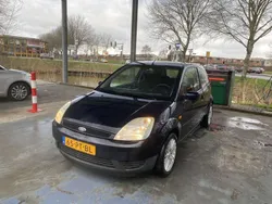 Blauw Gebruikt 2004 Ford Fiesta Style Hatchback | € 1.650 (Eerlijke prijs)