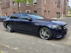Blauw Gebruikt 2017 Mercedes E220 Ambition Sedan | € 23.000 (Eerlijke prijs)