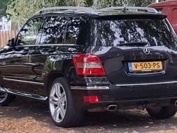 Zwart Gebruikt 2008 Mercedes GLK320 SUV | € 6.499