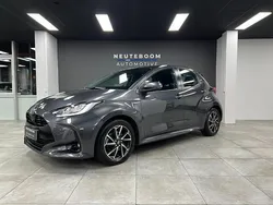 Grijs Gebruikt 2021 Toyota Yaris Hatchback | € 18.899 (Goede deal)