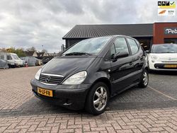 Zwart Gebruikt 2002 Mercedes A140 Elegance MPV | € 599 (Iets duurder)