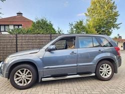 Grijs Gebruikt 2007 Suzuki Grand Vitara Exclusive SUV | € 5.000 (Eerlijke prijs)