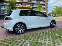 Wit Gebruikt 2015 VW Golf VII GTE Hatchback | € 10.450 (Goede deal)