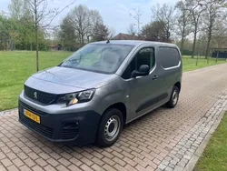 Grijs Gebruikt 2020 Peugeot Partner Premium MPV | € 10.950 (Eerlijke prijs)