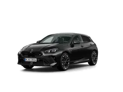 Zwart Nieuw 2024 BMW M135 Shadowline Hatchback | € 86.336