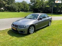 Grijs (metallic) Gebruikt 2012 BMW 335 Cabriolet Executive Cabriolet | € 27.500 (Duur)