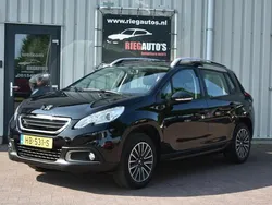 Zwart Gebruikt 2015 Peugeot 2008 Active SUV | € 8.450 (Eerlijke prijs)