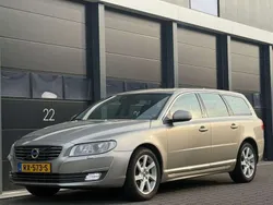 Grijs, metallic lak Gebruikt 2014 Volvo V70 Summum Stationwagen | € 5.750 (Eerlijke prijs)