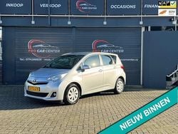 Grijs Gebruikt 2012 Toyota Verso-S MPV | € 6.000 (Super prijs)