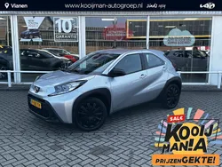 Grijs Gebruikt 2022 Toyota Aygo Play Hatchback | € 16.950 (Eerlijke prijs)